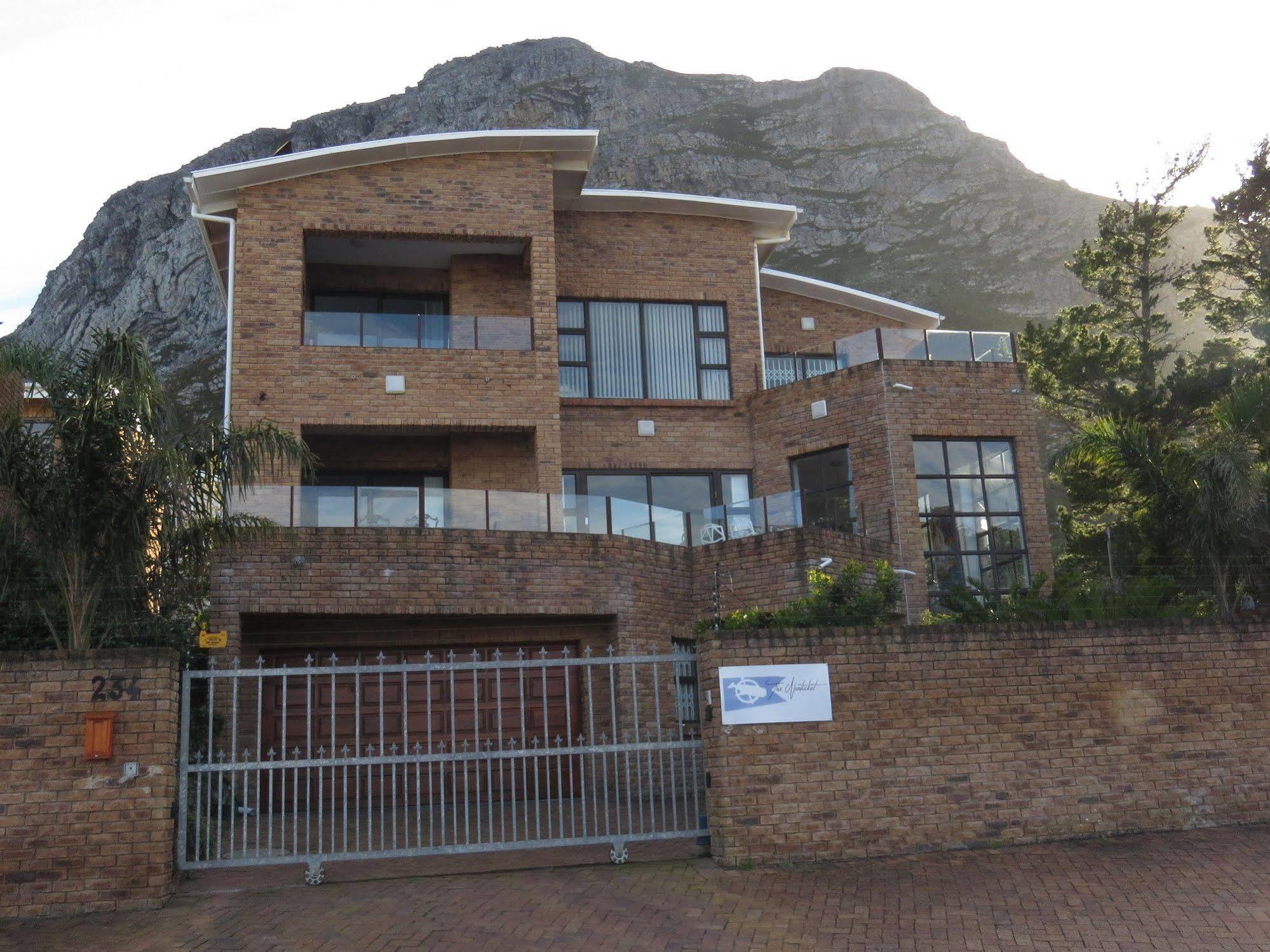 The Nantucket Hotell Hermanus Exteriör bild